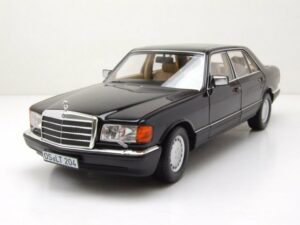 Norev Modelltraktor Mercedes 560 SEL W126 S-Klasse 1989 schwarz metallic Modellauto 1:18