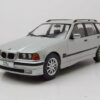 MCG Modellauto BMW 325i 3er E36 Touring Kombi 1995 silber Modellauto 1:18 MCG