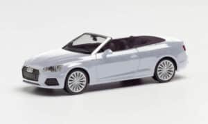 Herpa 038768-002 Audi A5 Cabrio cuvéesilber