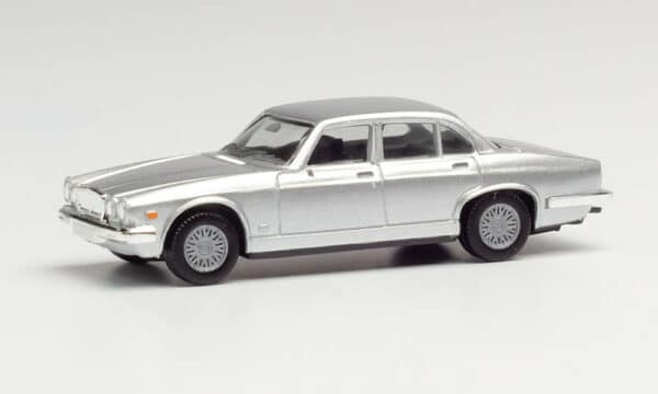 Herpa 430814 Jaguar XJ 06 silbermetallic