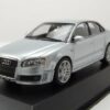 Maxichamps Modellauto Audi RS4 2004 silber Modellauto 1:43 Maxichamps