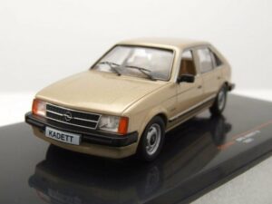 ixo Models Modellauto Opel Kadett D 1981 beige metallic Modellauto 1:43 ixo models