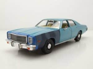 GREENLIGHT collectibles Modellauto Plymouth Fury 1977 blau Hunter TV-Serie Modellauto 1:24 Greenlight