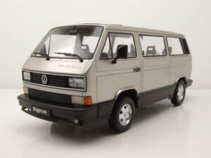 KK Scale Modellauto VW T3 Bus Multivan Magnum 1987 hellgrau Modellauto 1:18 KK Scale