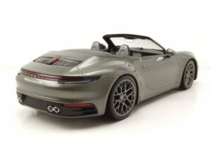 Minichamps Modellauto Porsche 911 Carrera 4S Cabrio 2019 rauchsilber metallic Modellauto