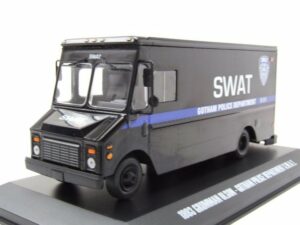 GREENLIGHT collectibles Modellauto Grumman Olson Gotham Police Department SWAT 1993 schwarz Modellauto