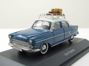Schuco Modellauto Opel Kapitän Riviera 1957 blau mit Dachträger und Gepäck Modellauto