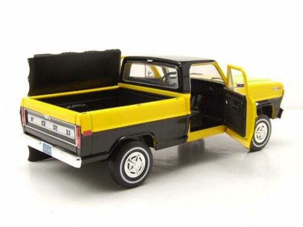GREENLIGHT collectibles Modellauto Ford F-100 Pick Up Bed Cover 1968 gelb schwarz Armor All Modellauto