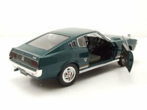 Whitebox Modellauto Toyota Celica LB 2000 GT RHD 1973 dunkelgrün metallic Modellauto 1:24