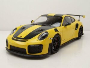 Minichamps Modellauto Porsche 911 (991.2) GT2 RS Weissach Package 2018 gelb mit schwarzen