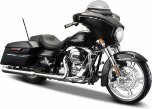 Maisto® Modellmotorrad Harley Davidson Street Glide Special '15 (Maßstab 1:12)