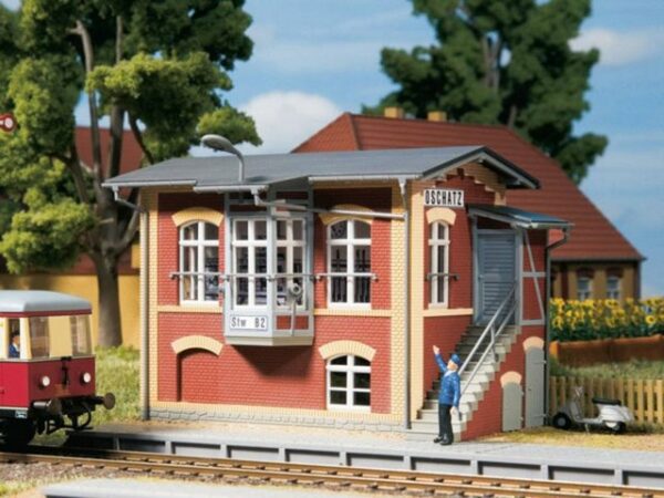 Auhagen Modelleisenbahn-Set Auhagen 11411 H0 Stellwerk Oschatz