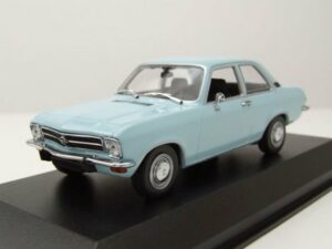 Maxichamps Modellauto Opel Ascona A 1970 blau Modellauto 1:43 Maxichamps