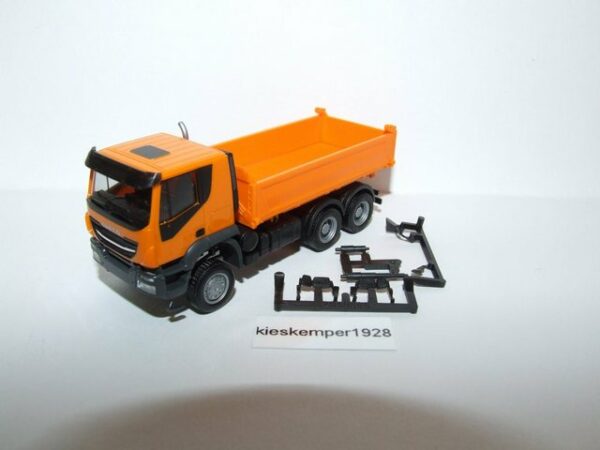 Herpa Modellauto Herpa 309998 Iveco Trakker 6x6 Baukipper LKW 1:87