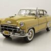 Sun Star Modellauto Chevrolet Bel Air Hardtop Coupe 1953 gelb weiß Modellauto 1:18 Sun