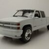GREENLIGHT collectibles Modellauto Chevrolet 3500 Crew Cab Silverado Pick Up 1997 weiß Modellauto 1:18