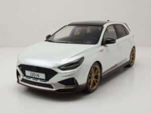 MCG Modellauto Hyundai i30 N Limited Edition 2021 weiß metallic Modellauto 1:18 MCG